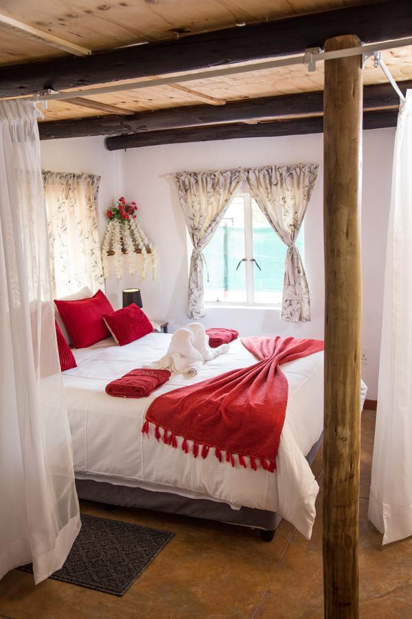 29 Polvy Street Hotel Mbombela Kültér fotó