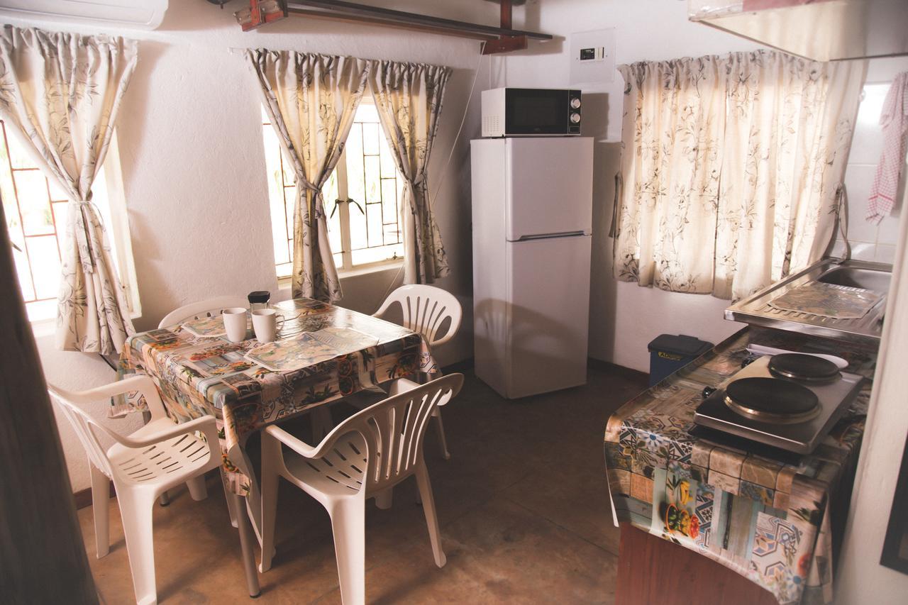 29 Polvy Street Hotel Mbombela Kültér fotó