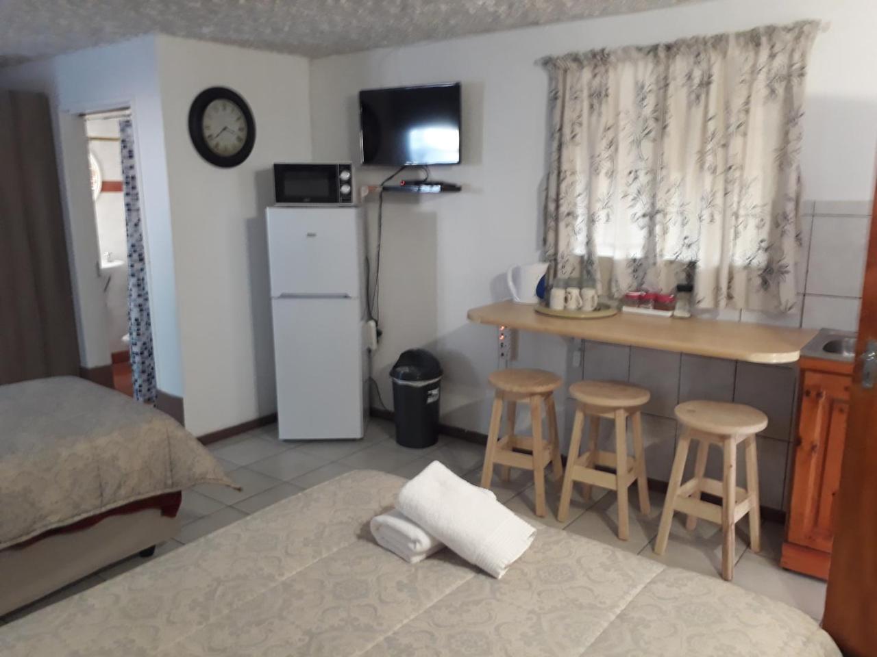 29 Polvy Street Hotel Mbombela Kültér fotó